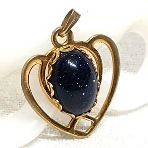 1" Vintage Gold Tone Heart Pendant W Ultra Glittery GoldStone that Sparkles Like